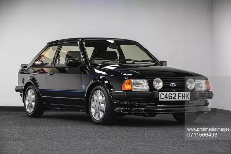 Princess Dianas much-loved Ford Escort RS for sale 25 years after her death