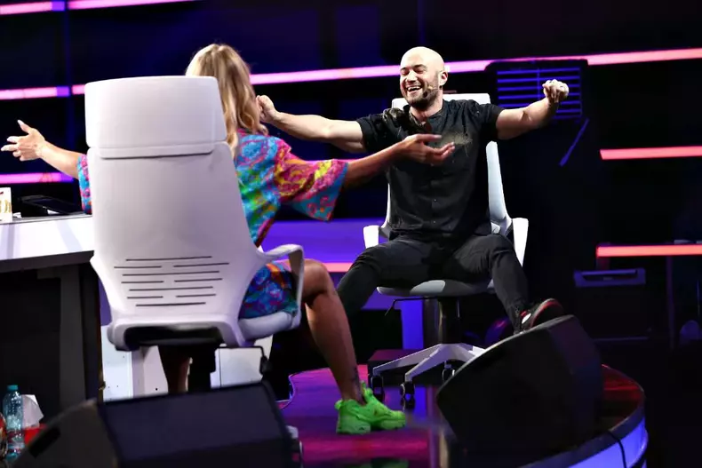 Mihai-Bendeac-a-plecat-de-la-iumor-3