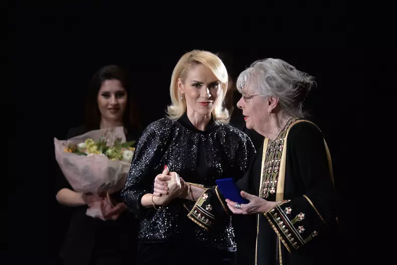 TEATRUL ODEON - CEREMONIE - CETATEAN DE ONOARE AL MUNICIPIULUI B