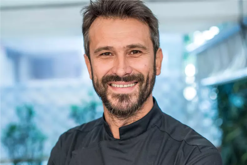 nicolai tand afacerist