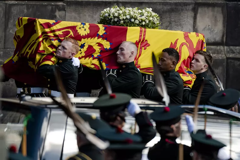 Queen Elizabeth II death - Edinburgh