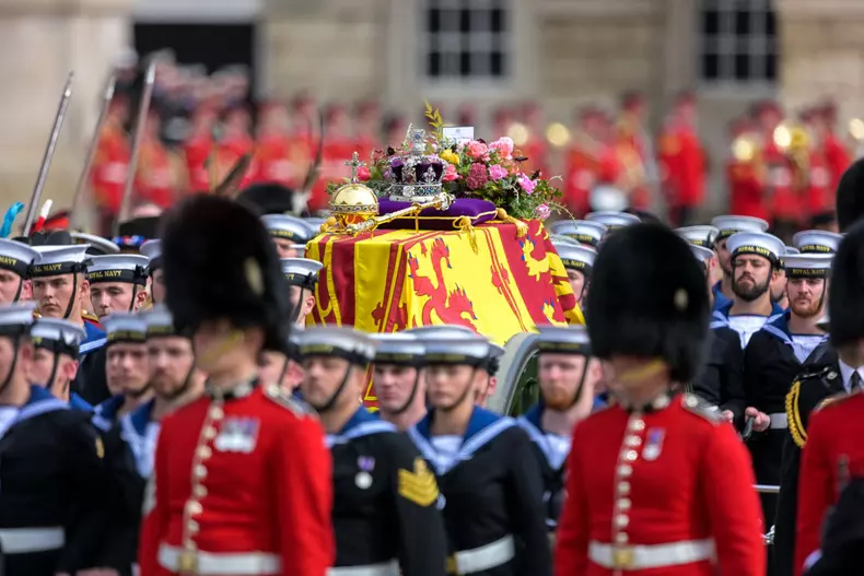 State Funeral Of Queen Elizabeth II - The Coffin En Route To Wellington Arch
