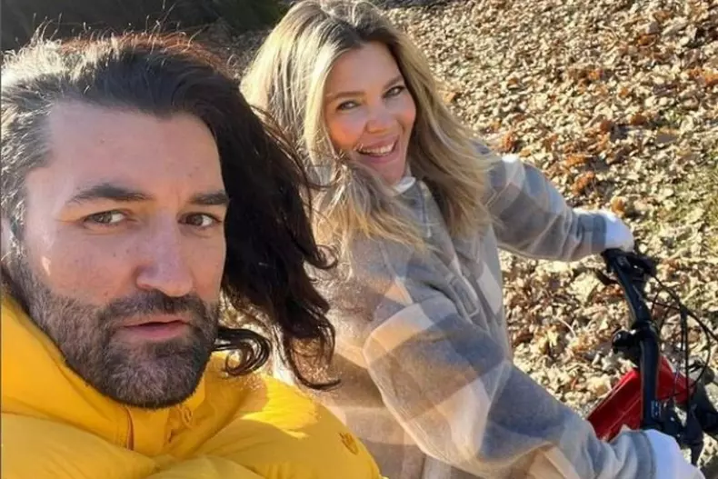 smiley si iubita lui