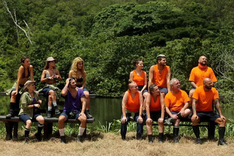 sunt-celebru-scoate-ma-de-aici-2-3