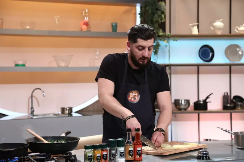 cine-este-gheorghe-nicolae-6