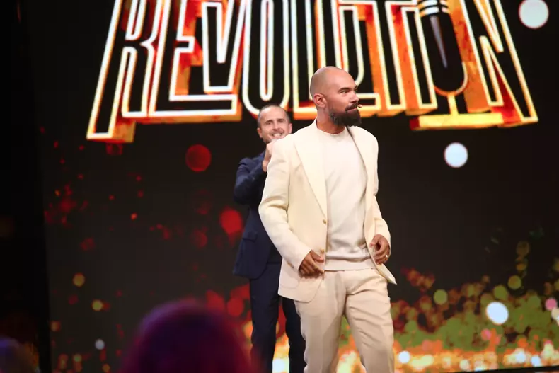 cine-este-teo-de-la-stand-up-revolution-1