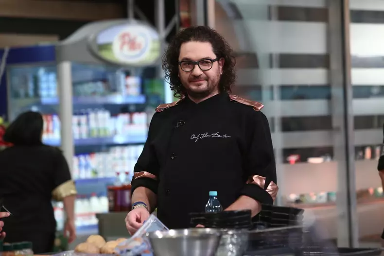 cine-este-castigatorul-chefi-la-cutite-2022-33