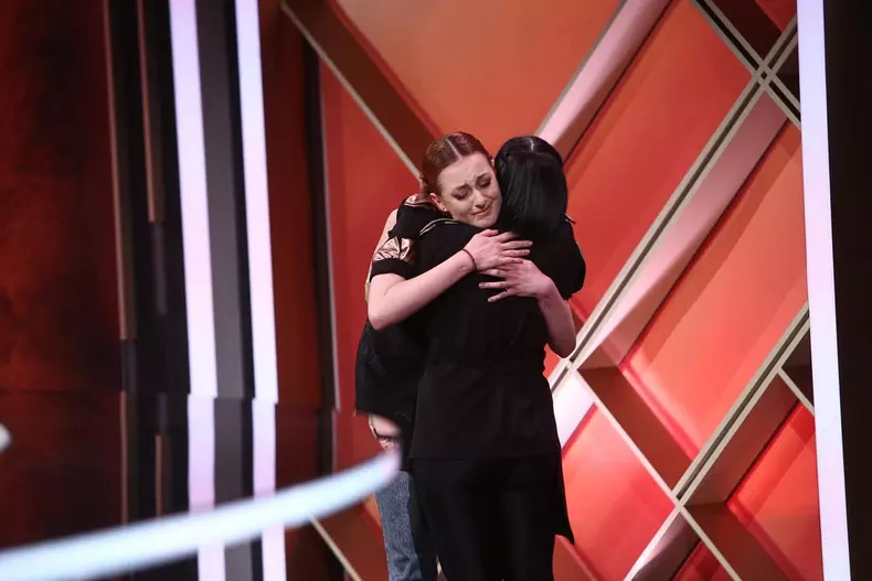 madalina-cretan-sotia-lui-nosfe-chefi-la-cutite-10