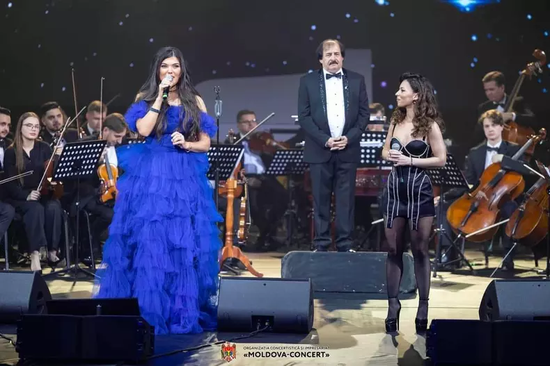 paula seling si botgros