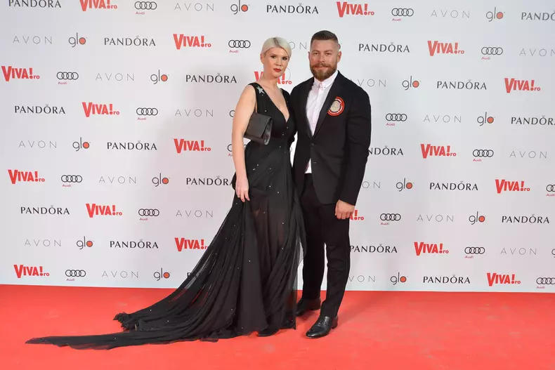 33774742_10155895741298052_1805399359823544320_n