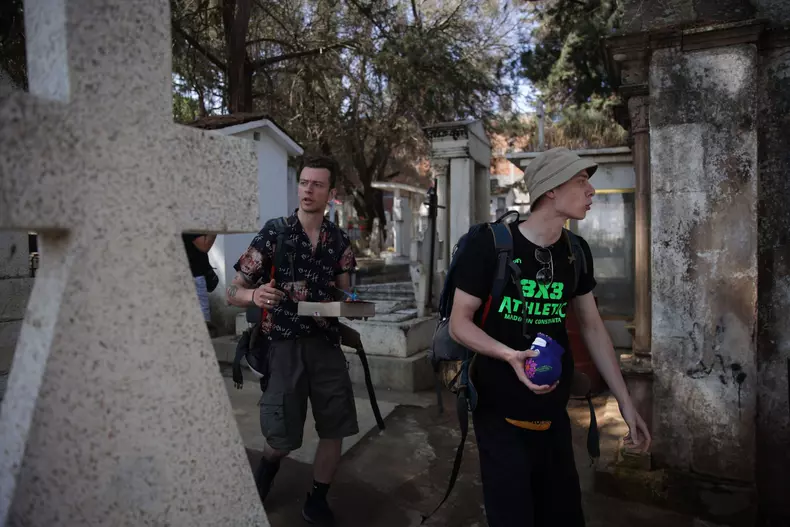 america-express_jean-gavril-si-dinu_2