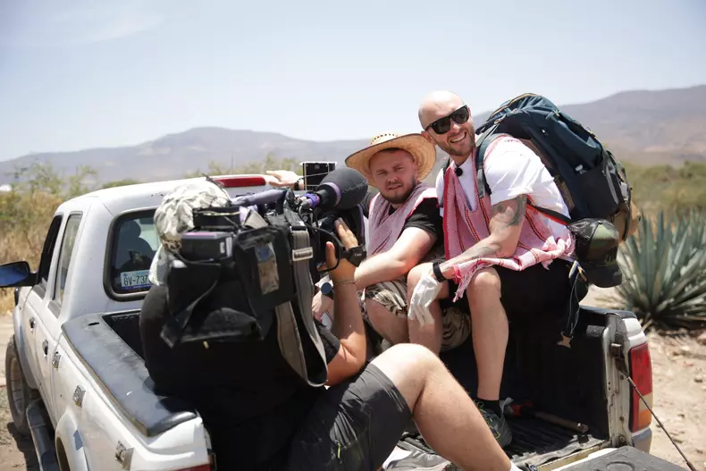 america-express_nelu-cortea-si-catalin-bordea_2