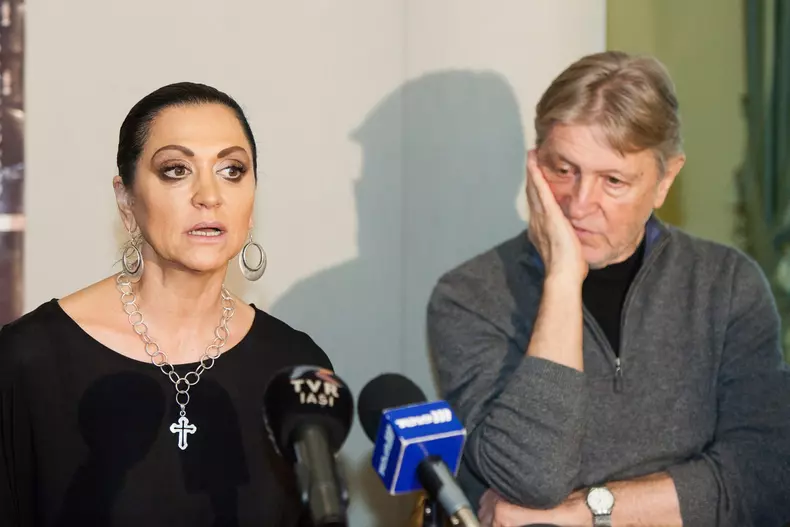 IASI - OPERA NATIONALA - CONFERINTA INAINTE DE SPECTACOLUL '' LU