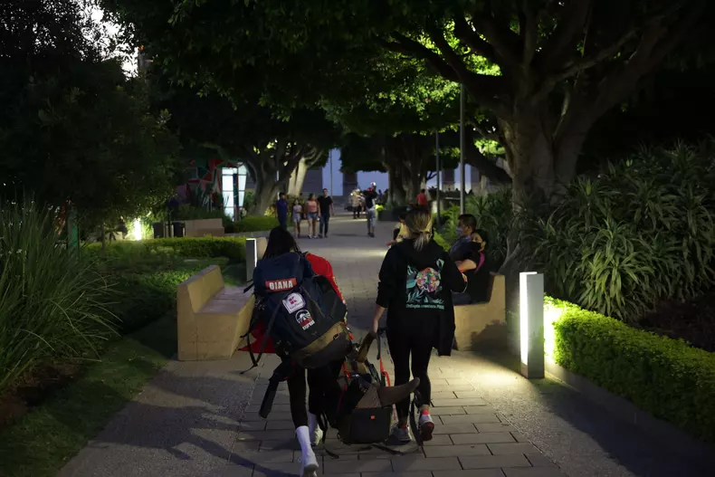 Diana-Bulimar-si-Larisa-Iordache-8-1