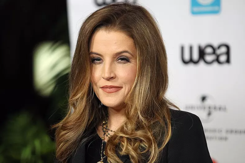 lisa-marie-presley-3-0111-13bc9f4826a04265850256609d8f1bf8