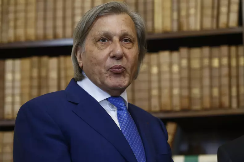 Ilie Nastase, Lubomír Zaorálek