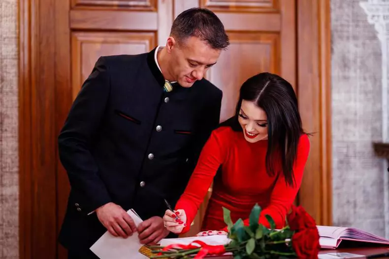 anca-dumitra-cununie-civila-1024x683-1