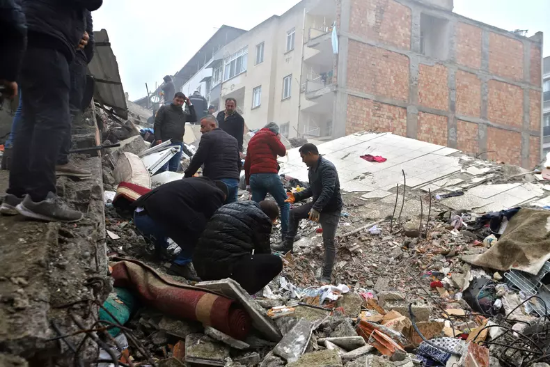 Powerful Quake Rocks In Turkey - Hatay