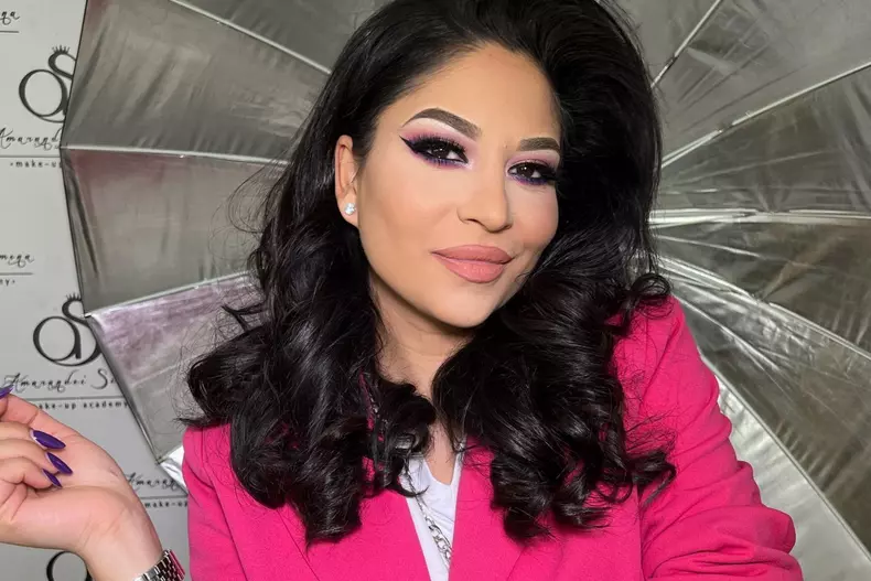 in-ce-conditii-ar-reveni-ameri-nasrin-in-televiziune