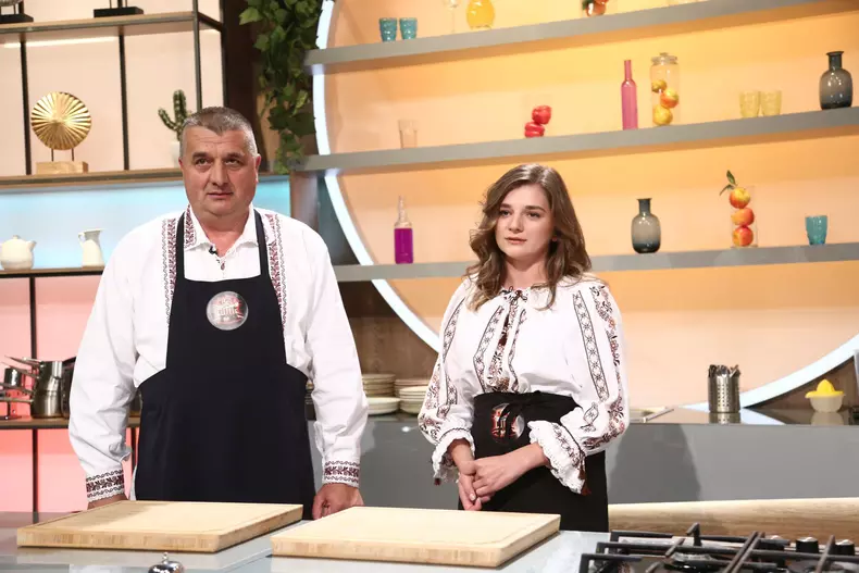 primarul-comunei-parva-alaturi-de-fiica-lui