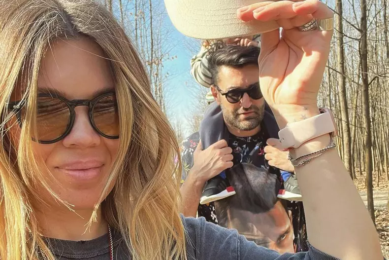 smiley-si-gina-pistol-au-aratat-pentru-prima-data-chipul-fetitei-lor-josephine-la-2-ani-ce-papusica-frumoasa_1_1_size24