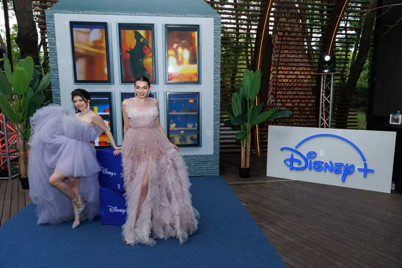 687a7757