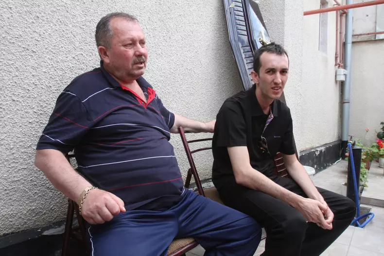 fratele si tatal gabrielei