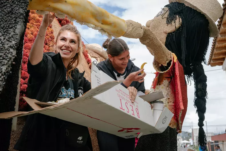 laura si sanziana ameria