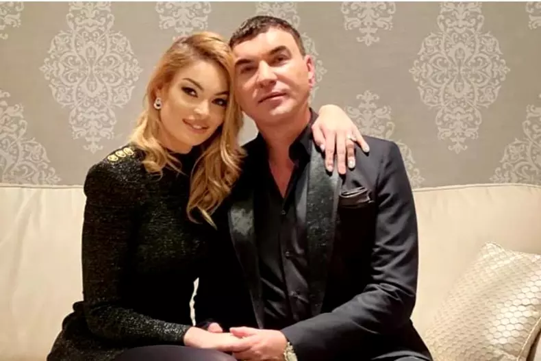 cum-arata-gemenele-lui-cristi-borcea-acum.-una-seamana-cu-el-alta-cu-valentina-pelinel-