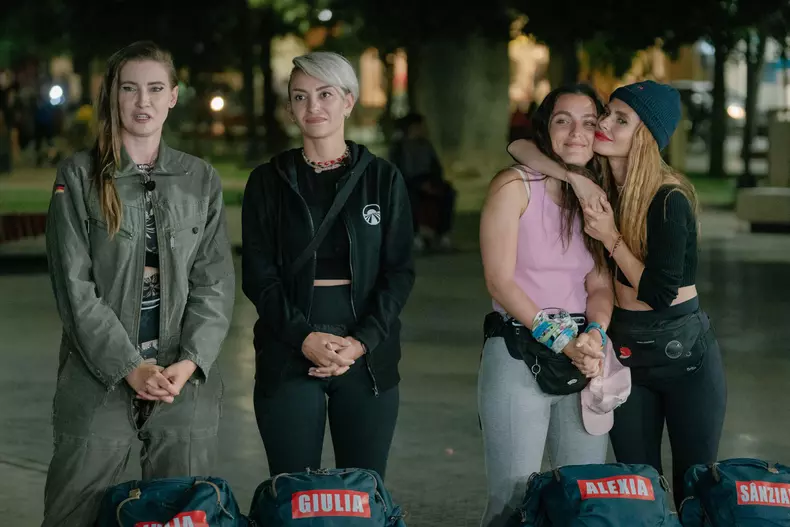 sanziana si laura