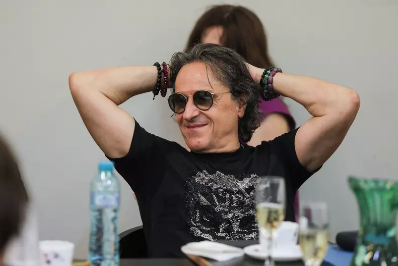 376624114_833562198776402_2550610208837276664_n-1