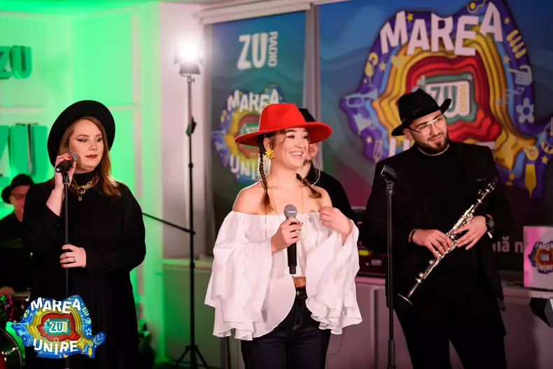 262859432_10158275861977256_1809711057172791642_n-1