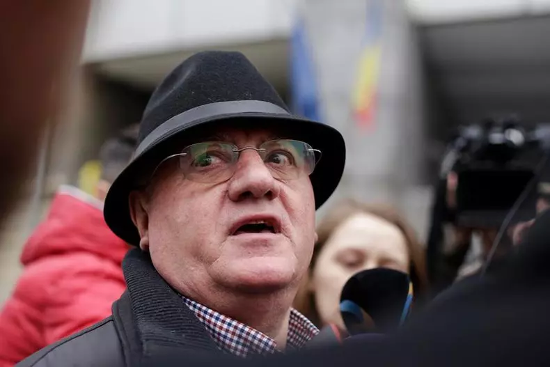 42cf29e6cf48d3a70997279de79b63e9