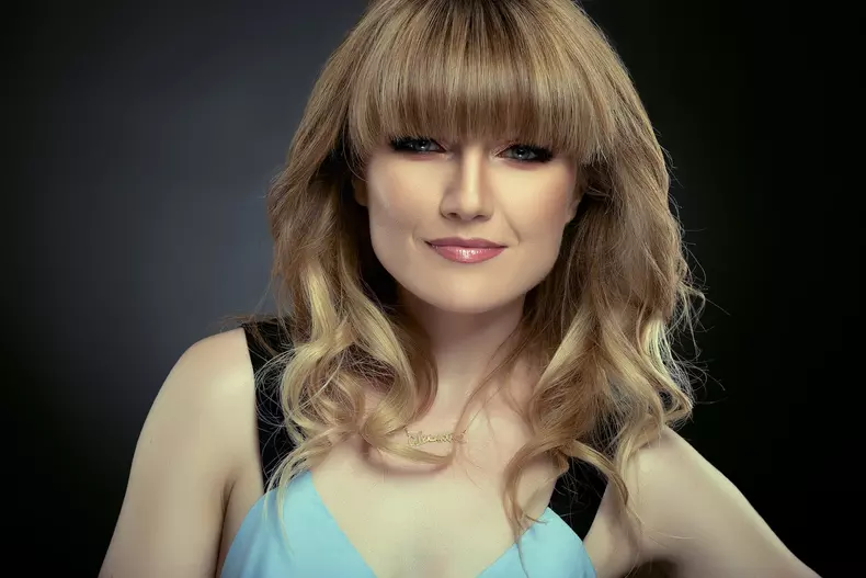 alexandra-ungureanu-32