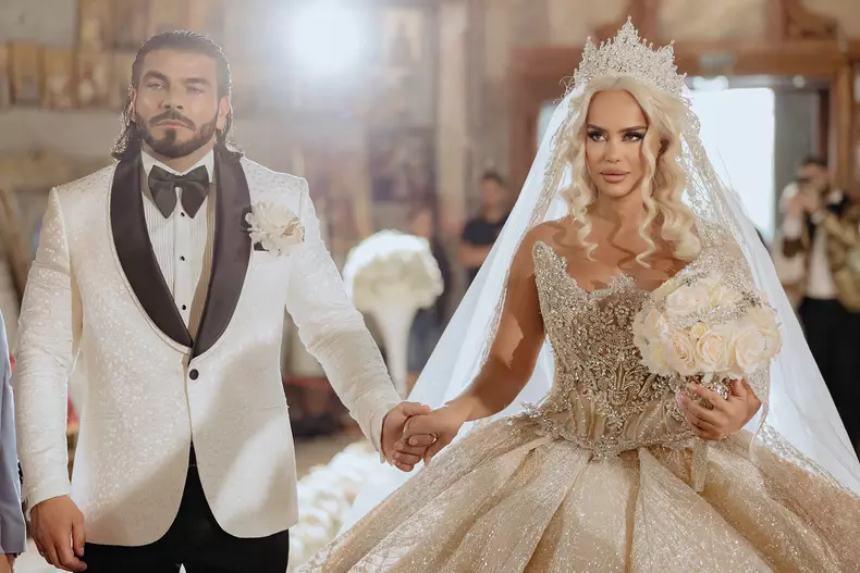 anda-adam-800