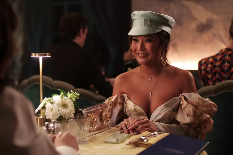 emily_in_paris_n_s4_00_08_21_23r