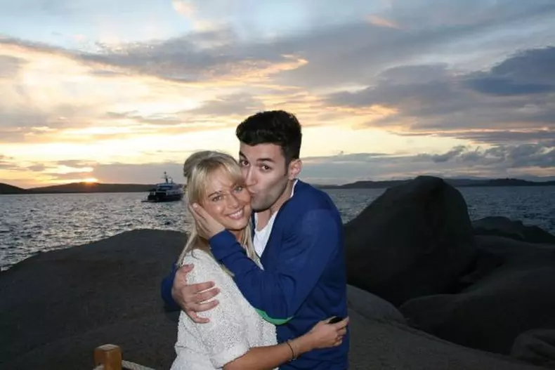 laura-cosoi-smiley-7