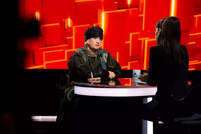 Rodica Mandache_40 de intrebari cu Denise Rifai - Kanal D