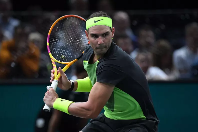 Tommy Paul remporte son match face à Rafael Nadal lors du tournoi de tennis "Rolex Paris Masters 2022" à Bercy AccorHotels Arena à Paris