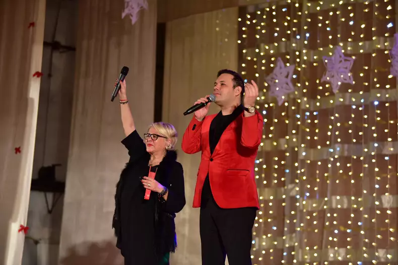 49065373_624352001332255_2355013289466920960_n