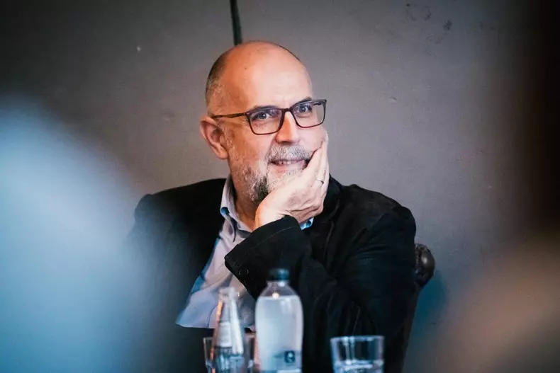 Cine este-si-cu-ce-se-ocupa-sotia-lui-Kelemen-Hunor-12