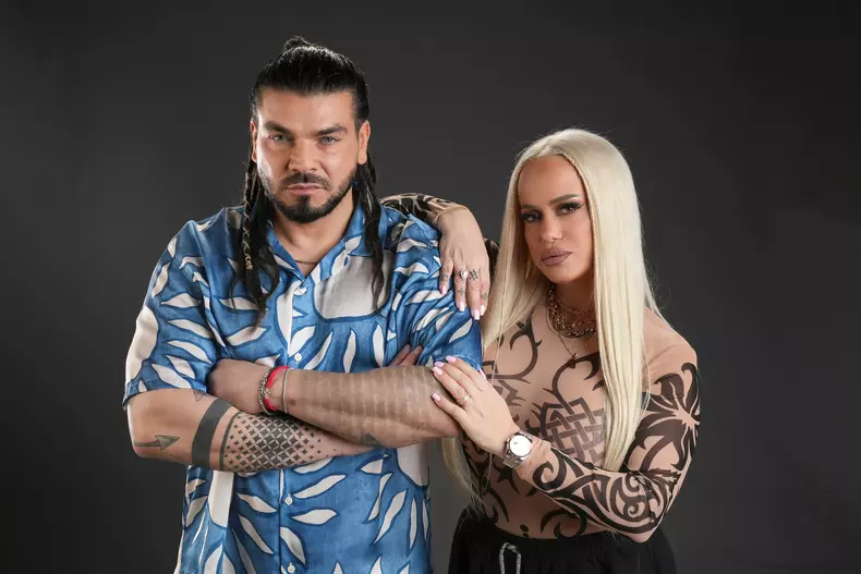 anda-si-joseph-adam-asia-express-2