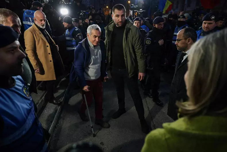 Calin Georgescu la iesirea de la audieri (11)