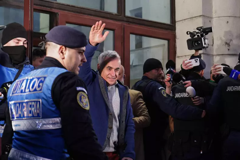 Calin Georgescu la iesirea de la audieri (3)