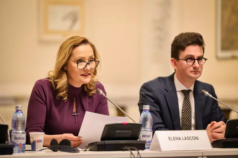 elena-lasconi-1