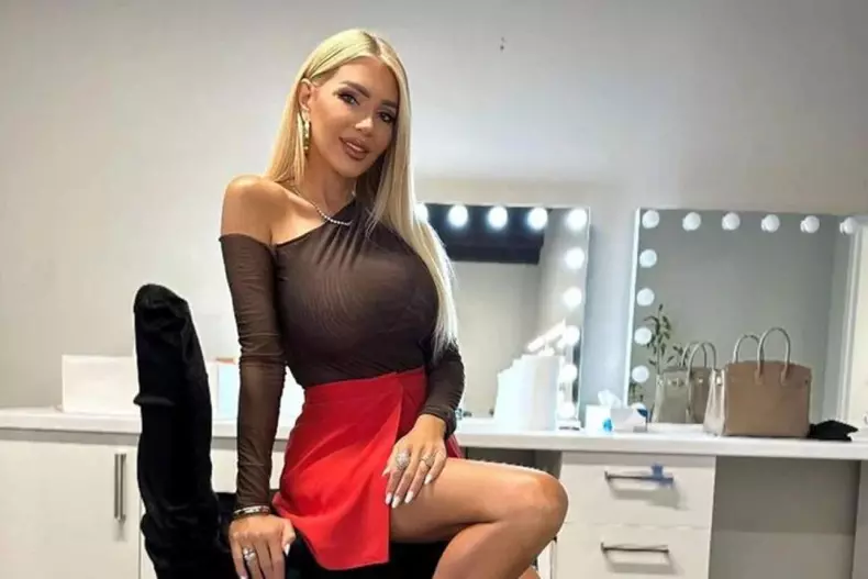 Alina Petre7