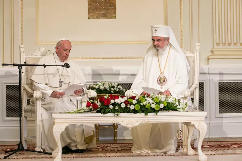 Papa-Francisc-la-palatul-patriarhiei-117