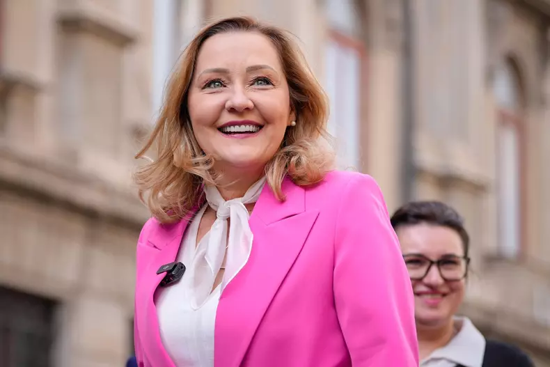 BUCURESTI - BEC - ALEGERI PREZIDENTIALE - CANDIDTURA - ELENA LAS