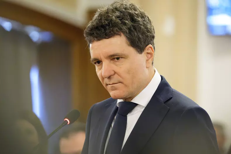 BUCURESTI - CURTEA CONSTITUTIONALA - VALIDARE MANDAT DE PRESEDIN