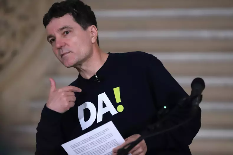 mitus - nicusor dan (33)